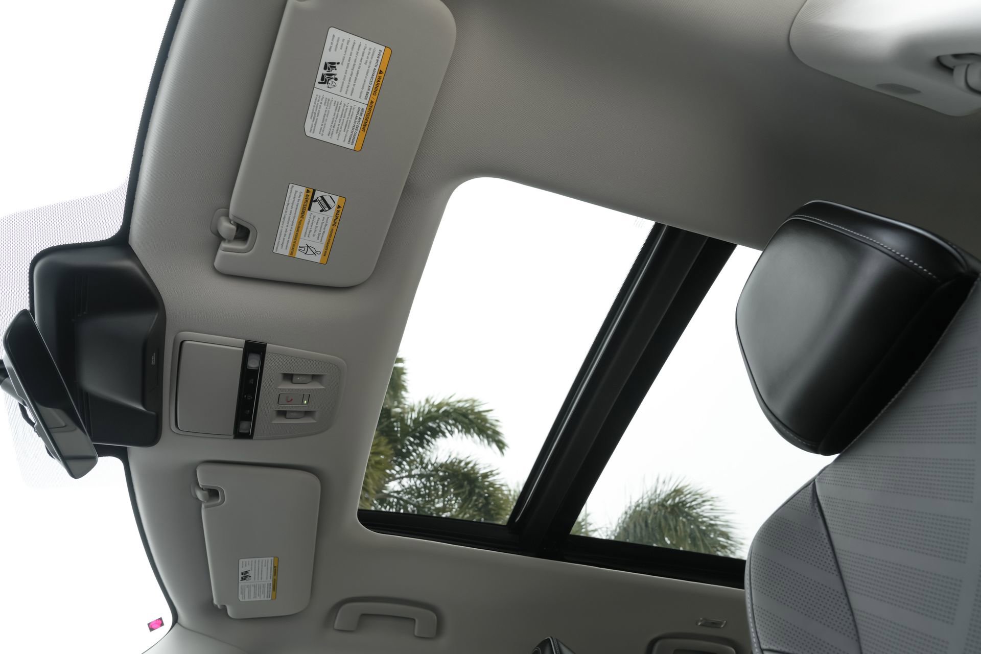 Certified 2026 INFINITI QX80 Luxe w/ Cargo Package AWD/4WD image 20