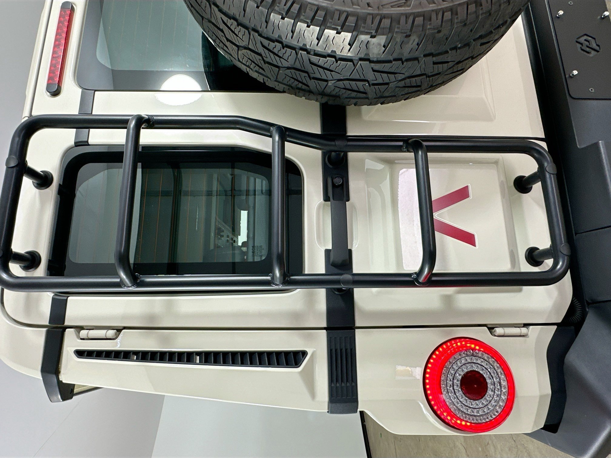 Used 2024 INEOS Grenadier Station Wagon AWD/4WD image 41