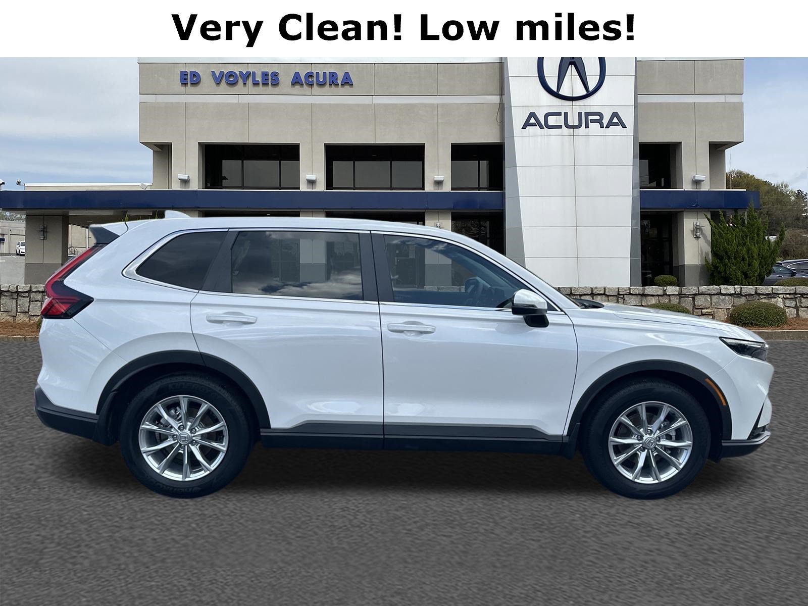 Used 2025 Honda CR-V EX image 4