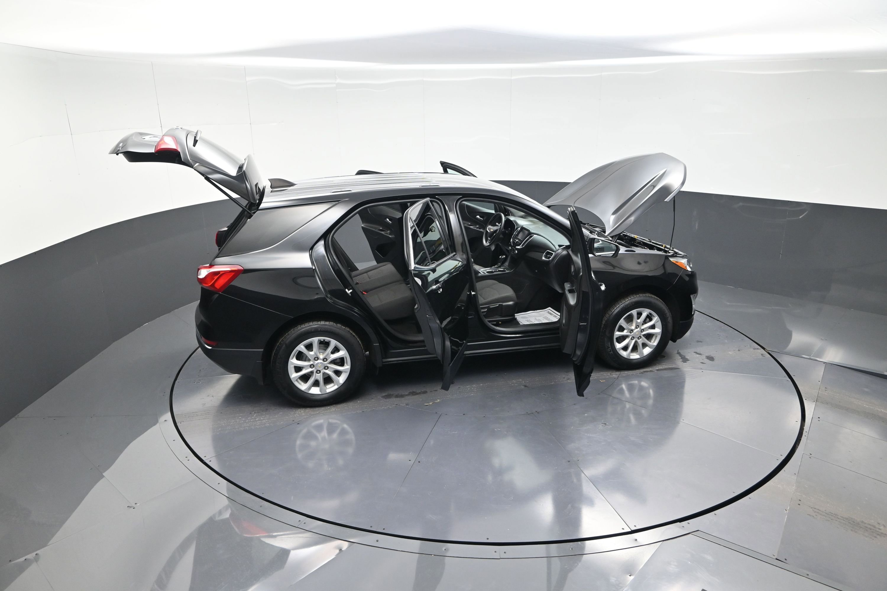 Used 2018 Chevrolet Equinox LT w/ LPO, Protection Package image 14