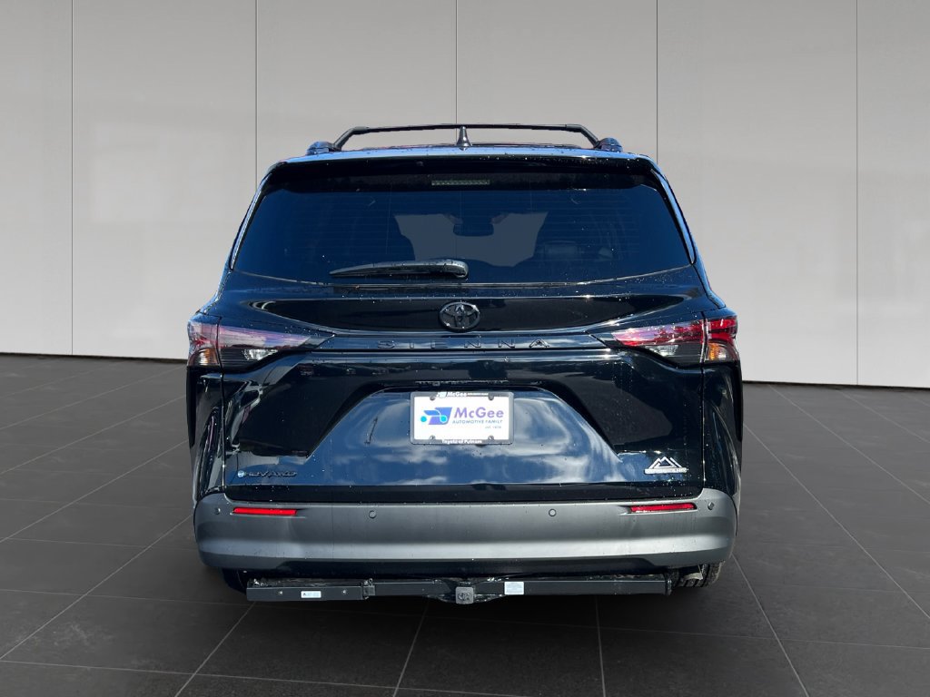New 2026 Toyota Sienna XLE Woodland Edition AWD/4WD image 4