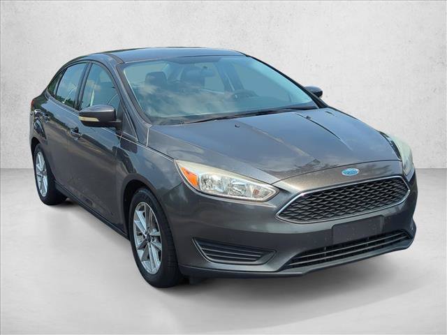 Used 2017 Ford Focus SE FWD video 3