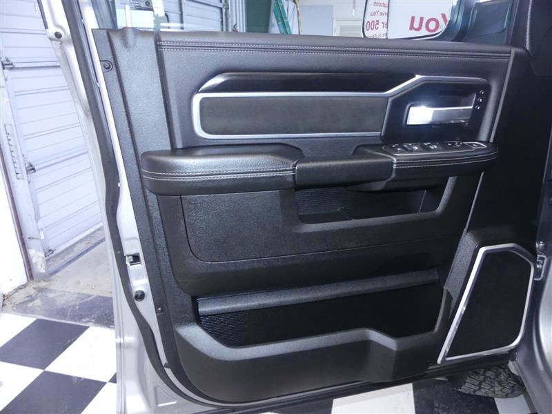 Used 2022 RAM 2500 Laramie AWD/4WD image 23
