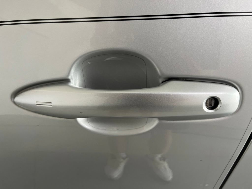 Used 2017 Toyota Prius Two w/ Prius Two Safety Plus Package FWD image 40