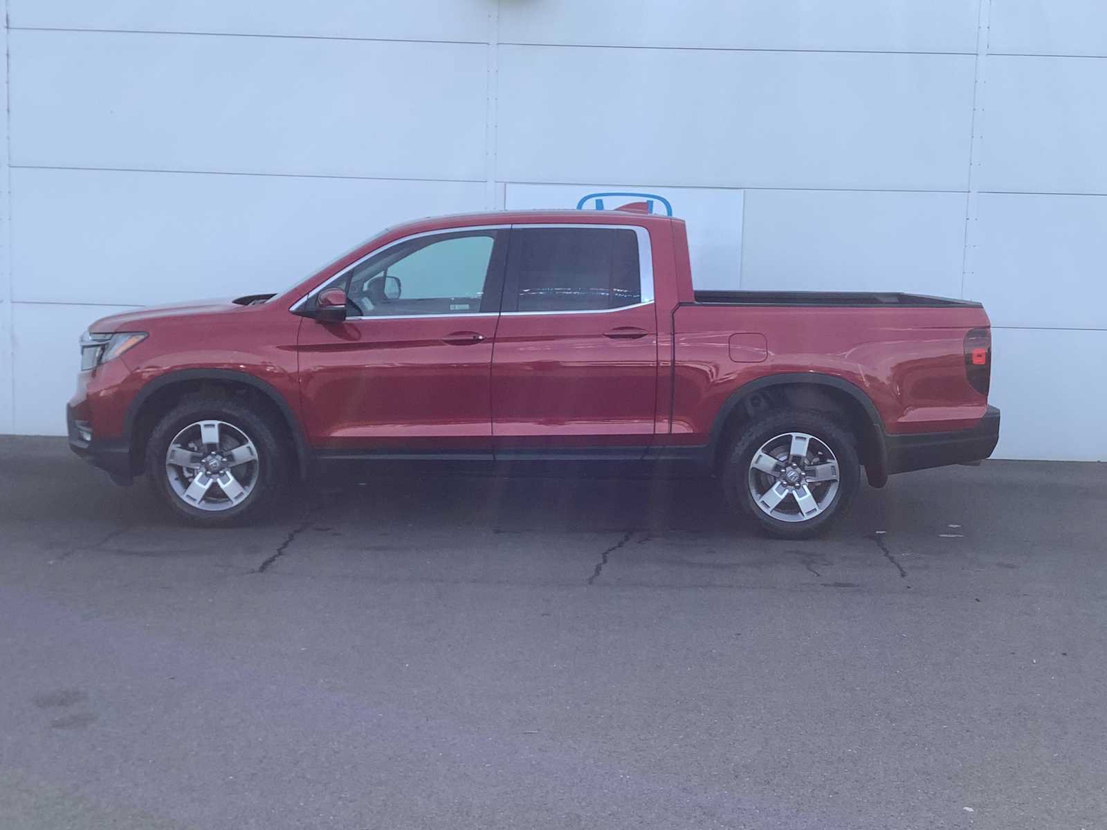 New 2026 Honda Ridgeline RTL image 2