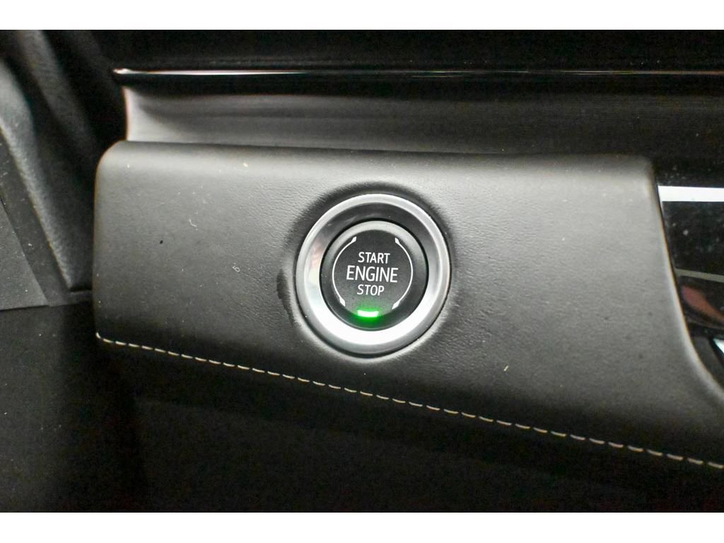 Certified 2024 Cadillac Escalade Sport Platinum w/ LPO, ONYX Package image 49