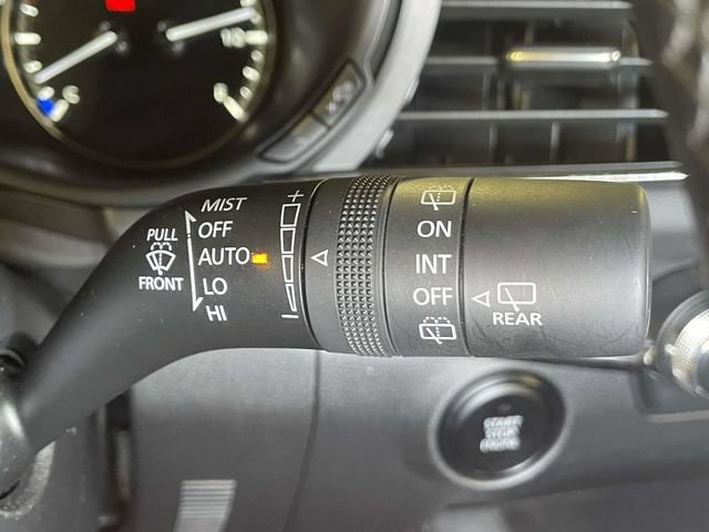Used 2023 MAZDA MAZDA3 s FWD image 38