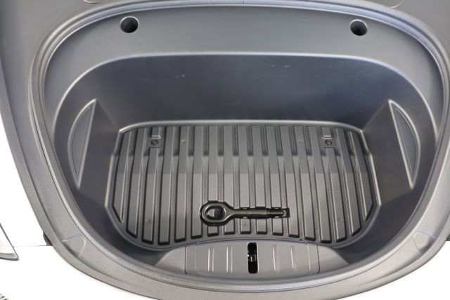 Used 2023 Tesla Model 3 Standard Range RWD image 24