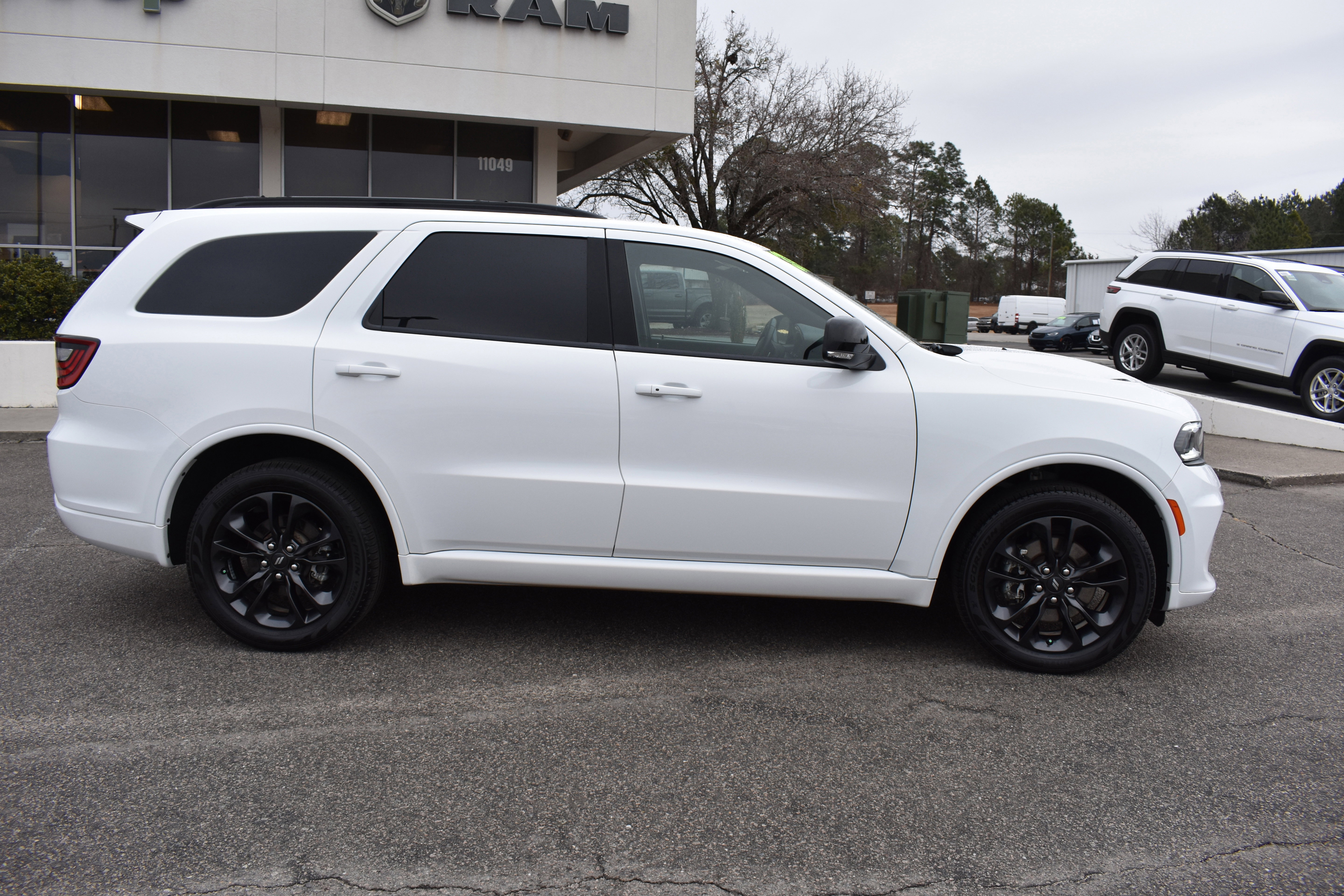 Used 2024 Dodge Durango GT image 10
