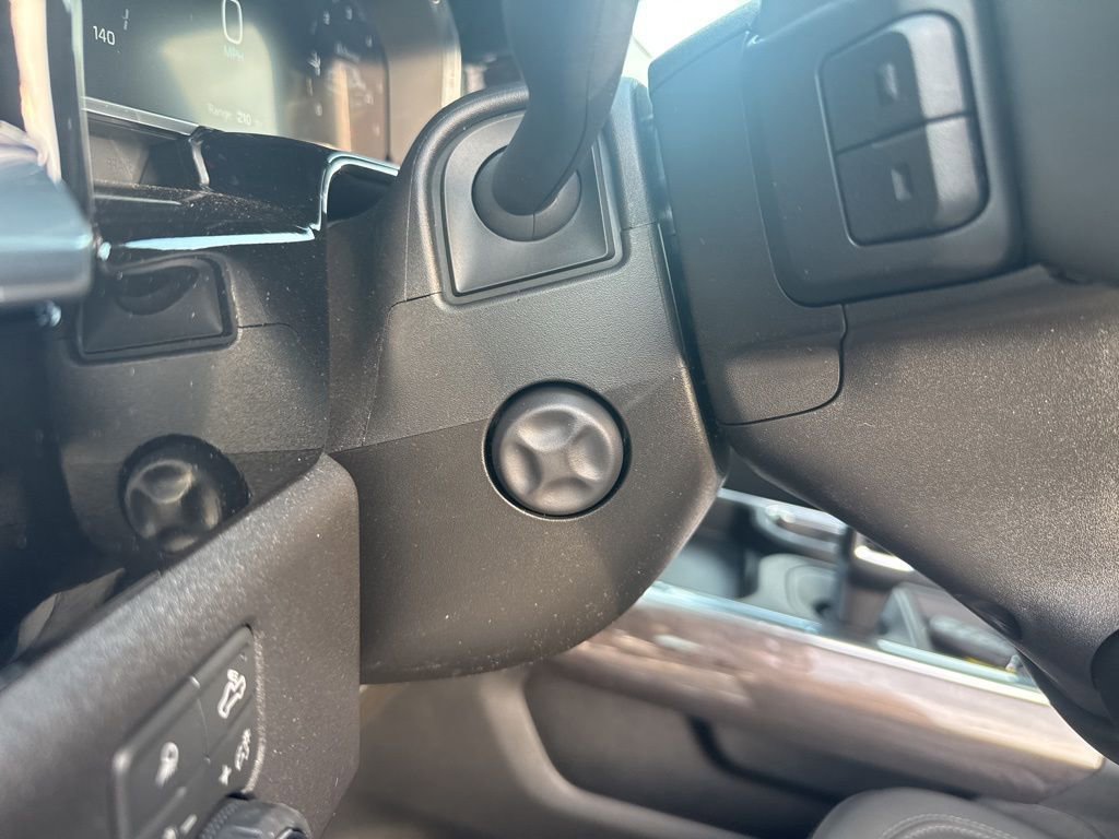 New 2026 Chevrolet Silverado 1500 LTZ w/ LTZ Premium Package image 24