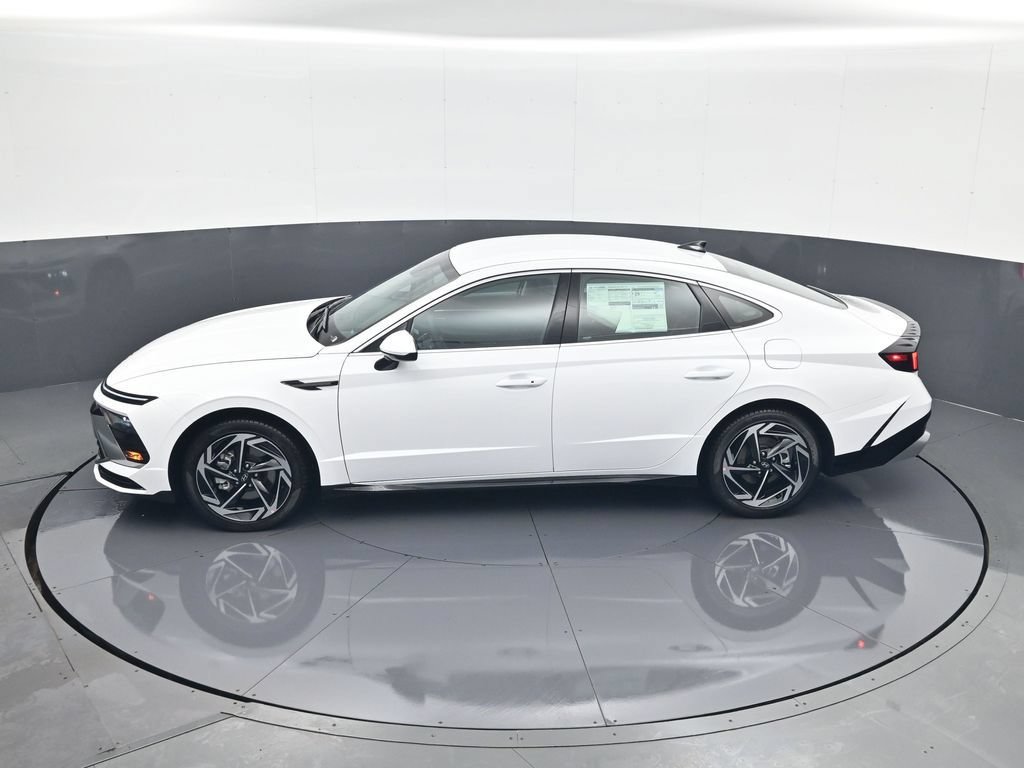 New 2026 Hyundai Sonata SEL FWD image 20