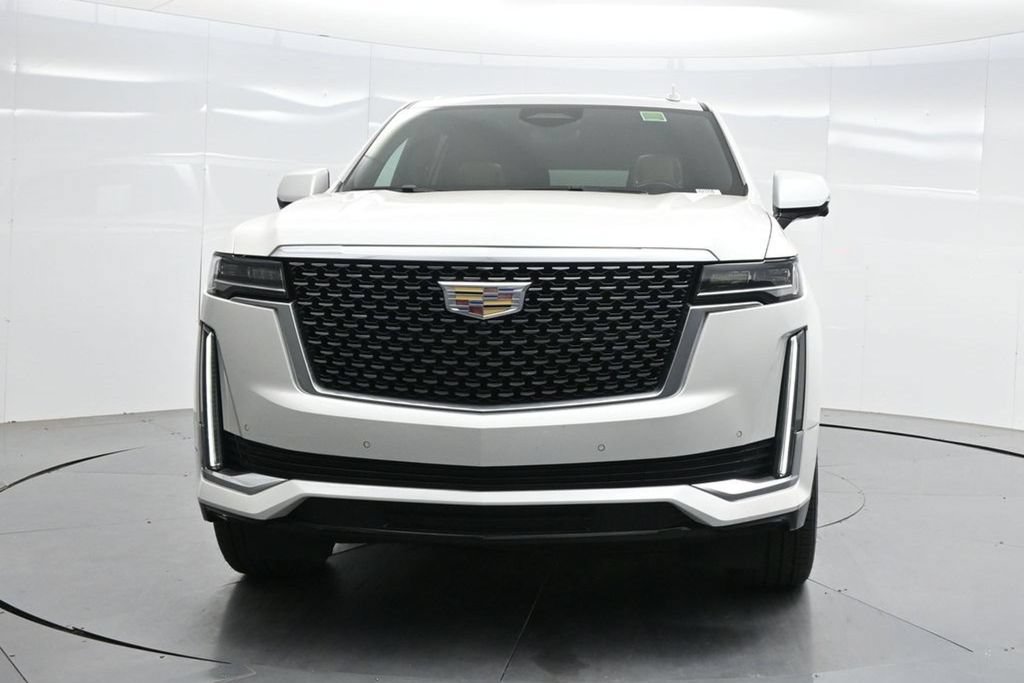 Used 2022 Cadillac Escalade Premium Luxury AWD/4WD image 45