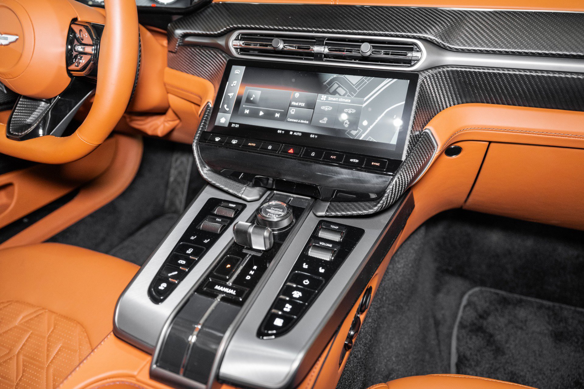 Used 2025 Aston Martin Vanquish image 22