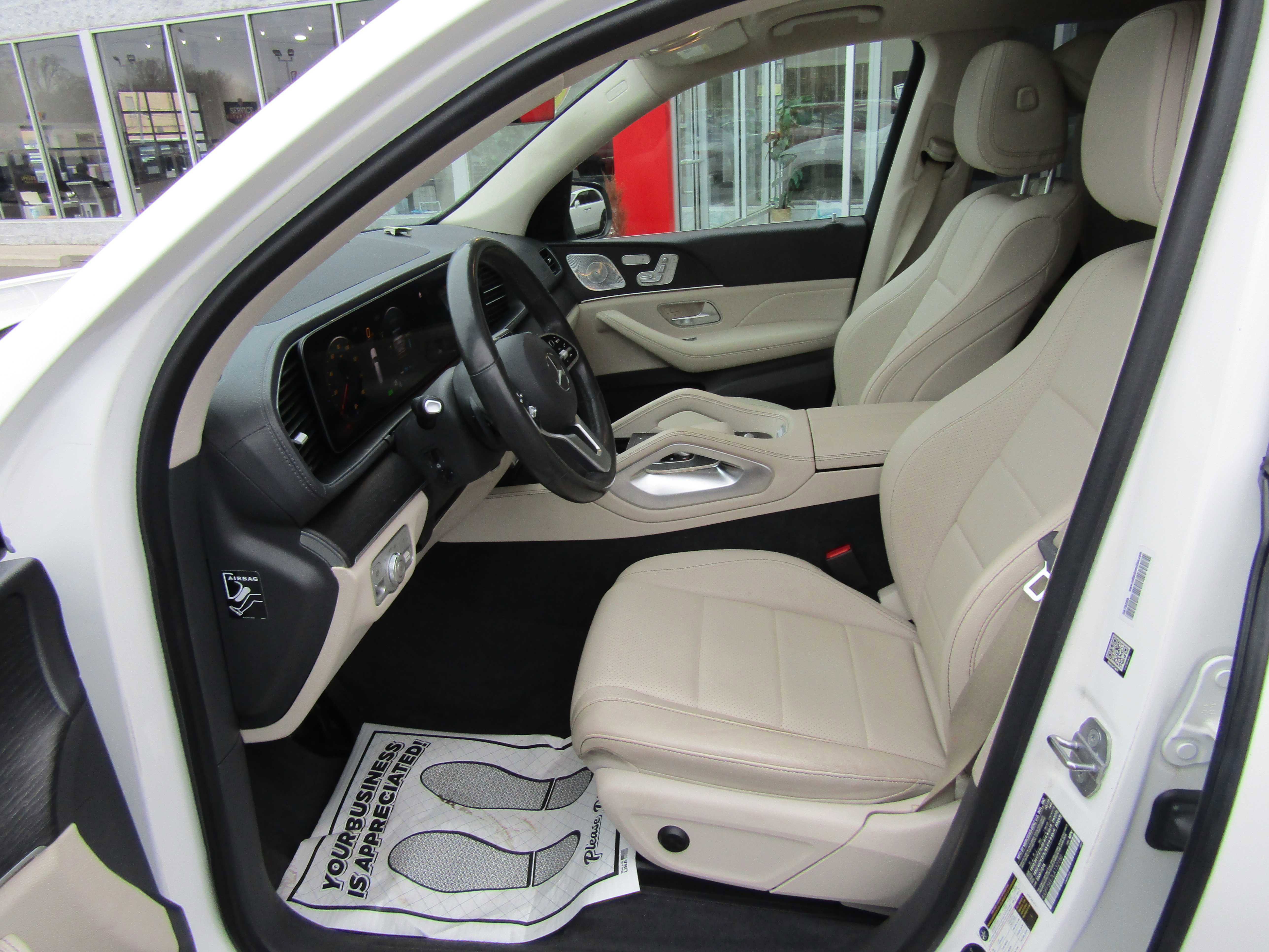 Used 2020 Mercedes-Benz GLS 450 4MATIC image 10