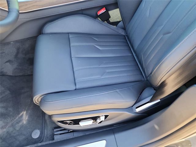 New 2026 Audi A8 L 3.0T image 25