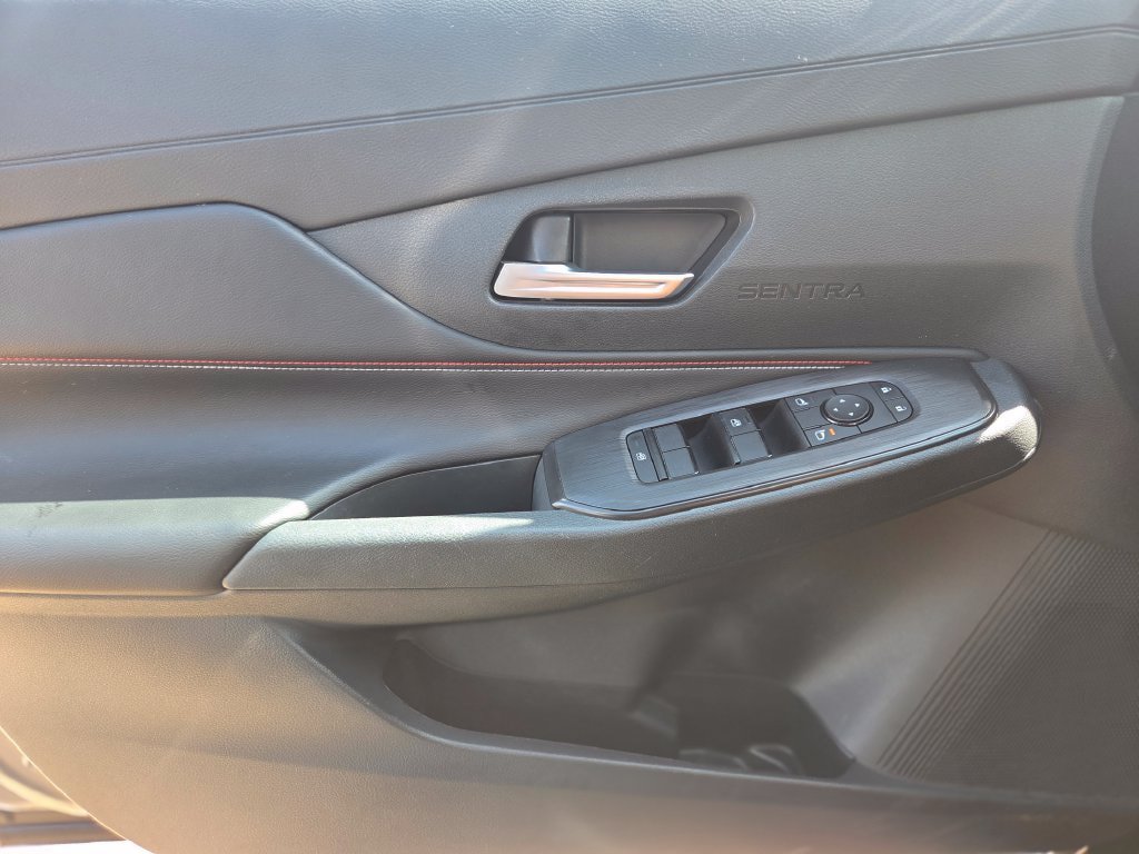 Used 2026 Nissan Sentra SR w/ Floor Mat Package FWD image 26