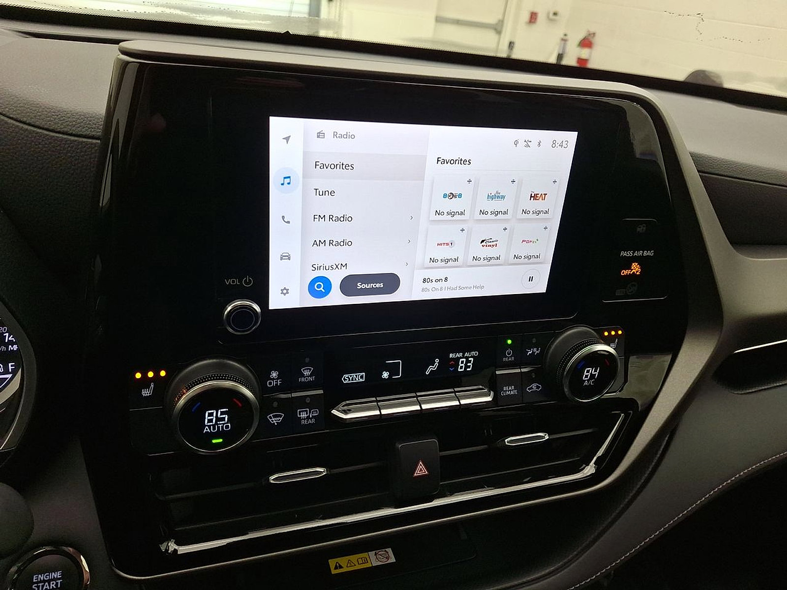 Certified 2023 Toyota Highlander XLE image 14