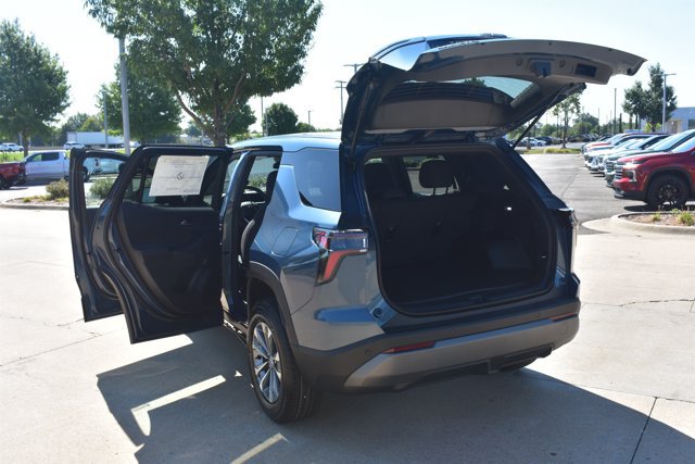 New 2027 Chevrolet Equinox LT FWD image 14