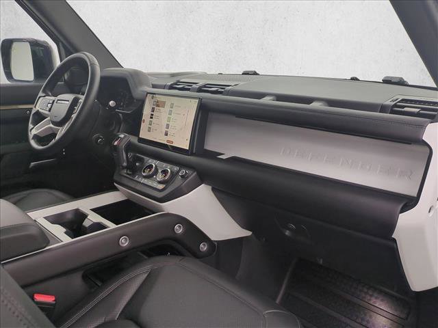 Certified 2025 Land Rover Defender 110 S image 27