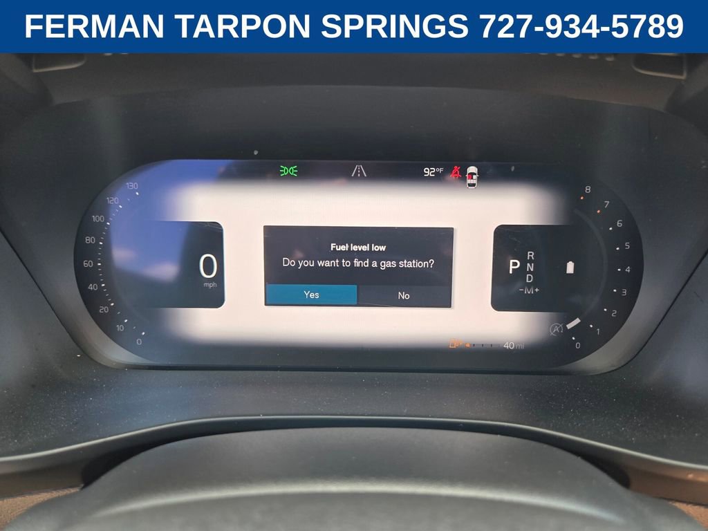 Certified 2025 Volvo XC40 B5 Plus image 30