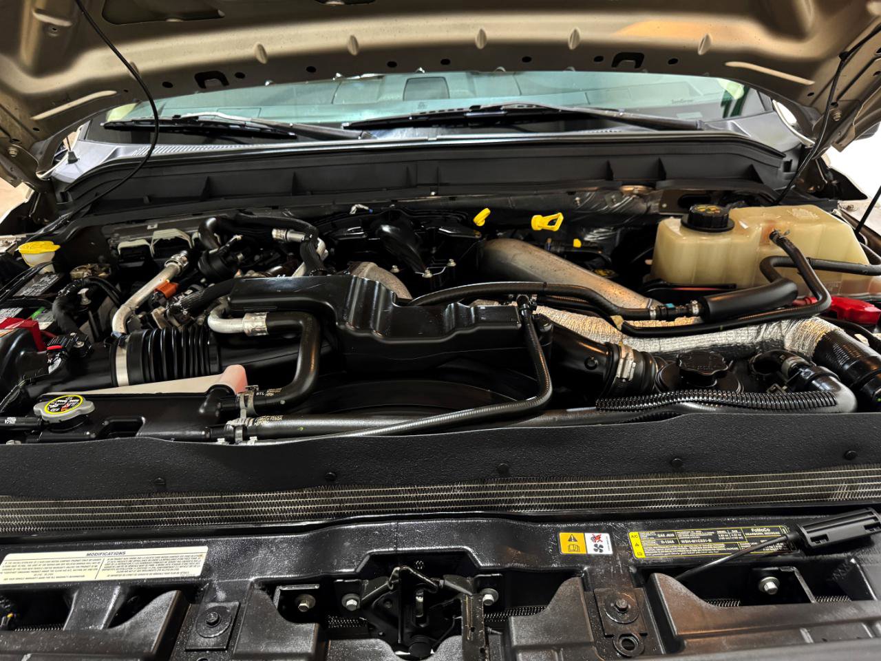 Used 2014 Ford F250 Lariat w/ Lariat Ultimate Package image 50