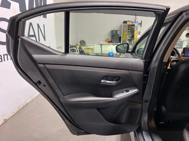 Certified 2022 Nissan Sentra SR w/ SR Premium Package FWD image 23
