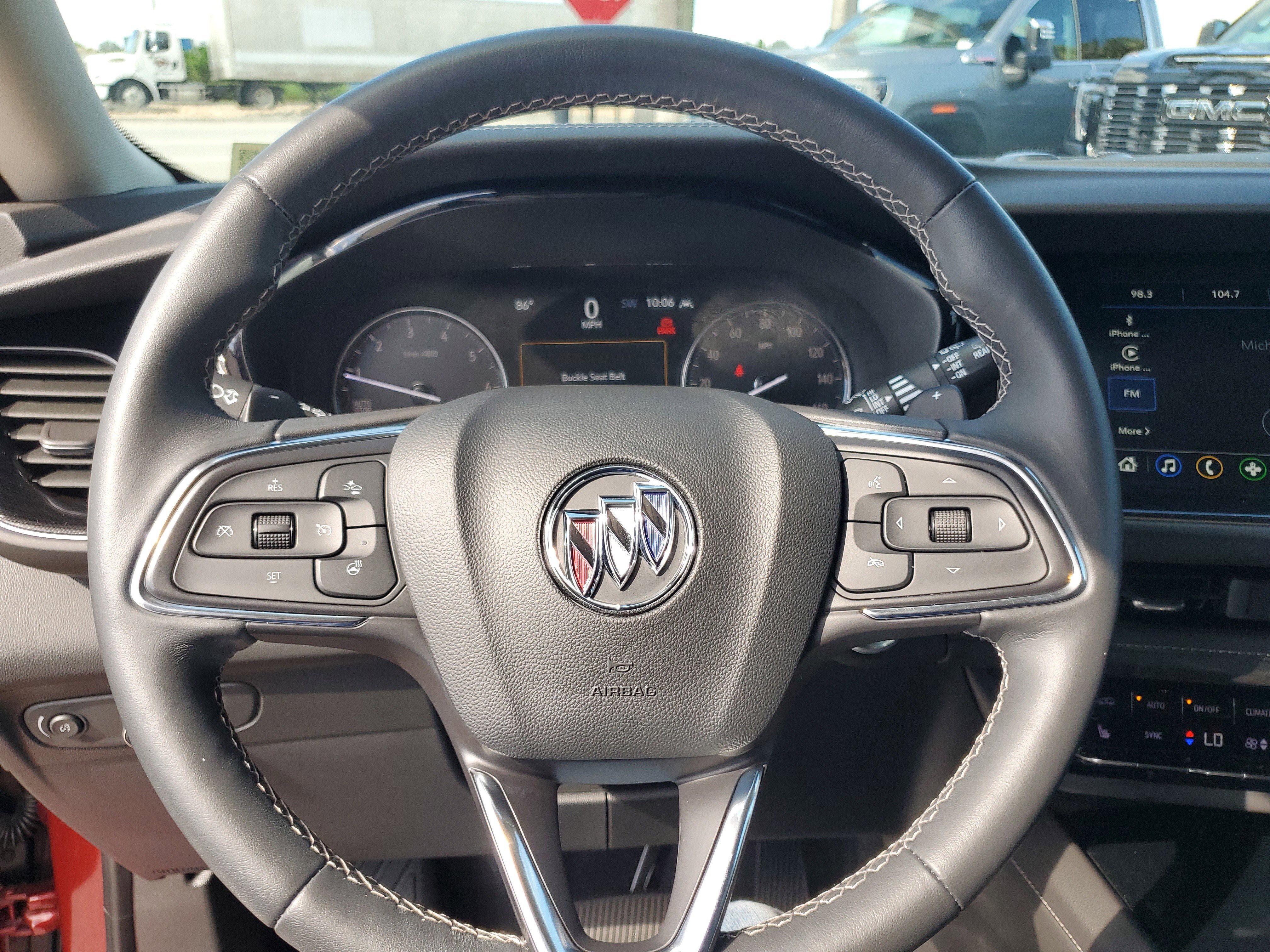 Used 2023 Buick Envision Essence image 22