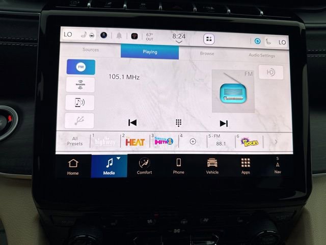 New 2025 Jeep Grand Cherokee Limited w/ Luxury Tech Group II AWD/4WD image 43