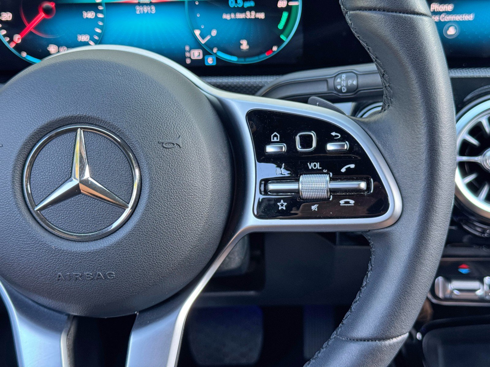Used 2020 Mercedes-Benz A 220 w/ Premium Package image 21
