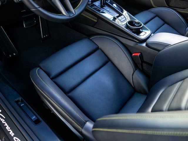 Certified 2025 Porsche 911 Carrera GTS image 42