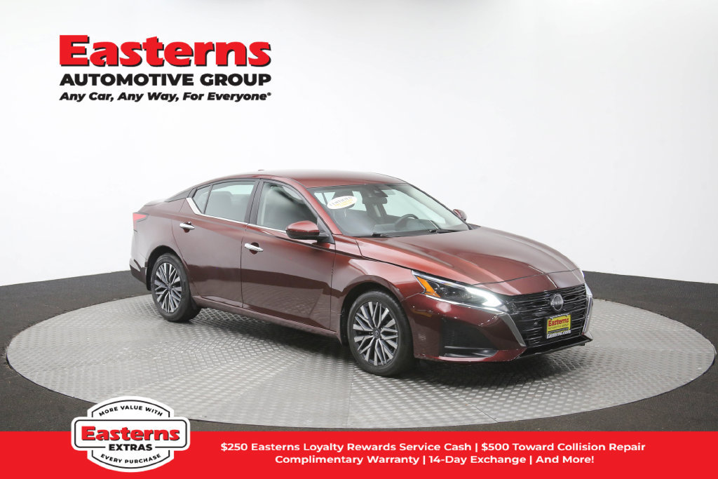 Used 2023 Nissan Altima 2.5 SV FWD image 49
