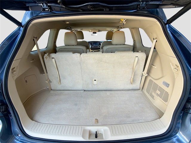 Used 2019 Toyota Highlander XLE image 12