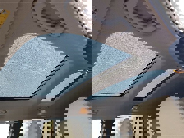 Used 2021 Mercedes-Benz GLB 250 4MATIC image 33