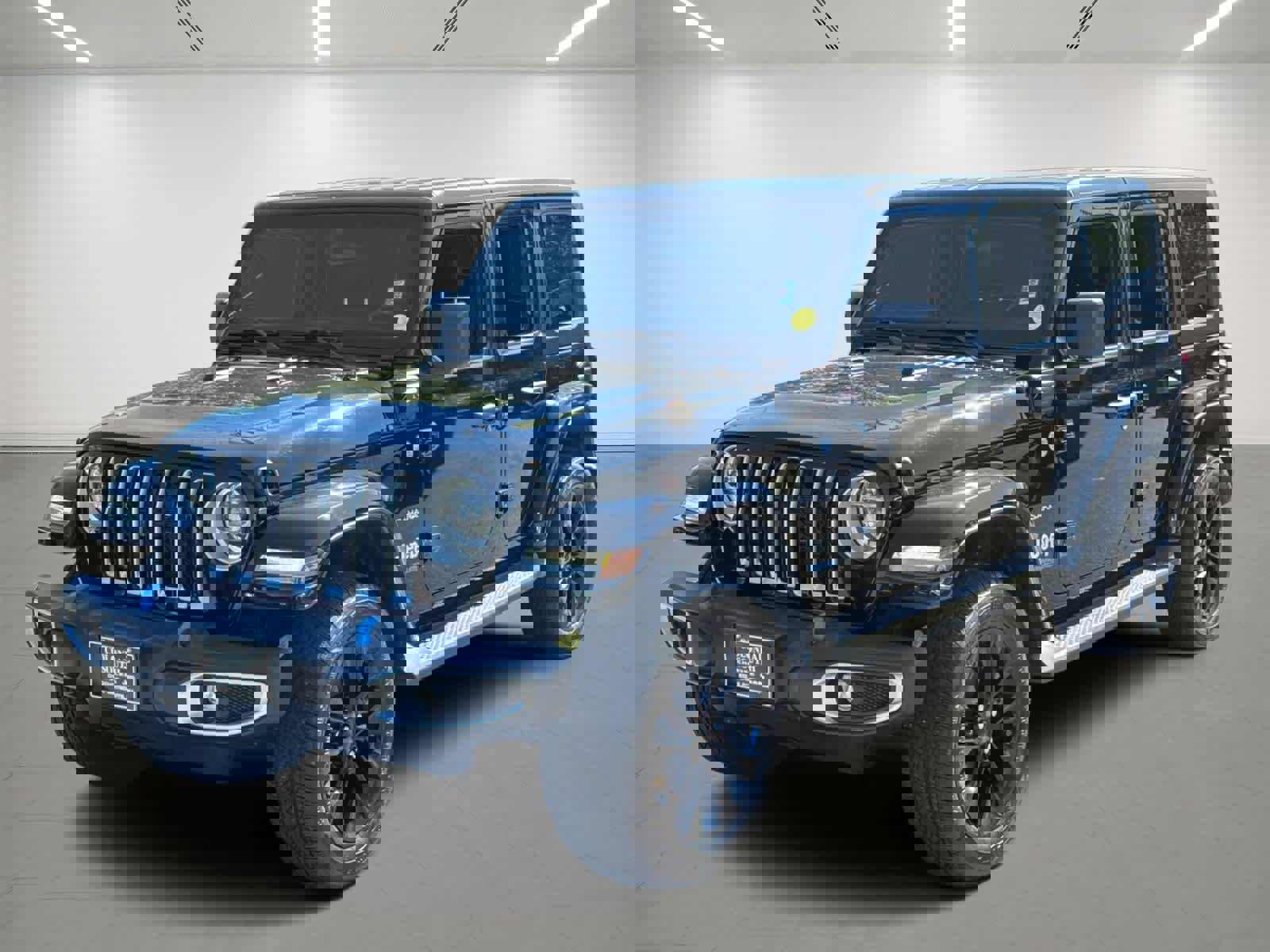 Used 2022 Jeep Wrangler Unlimited Sahara w/ Cold Weather Group