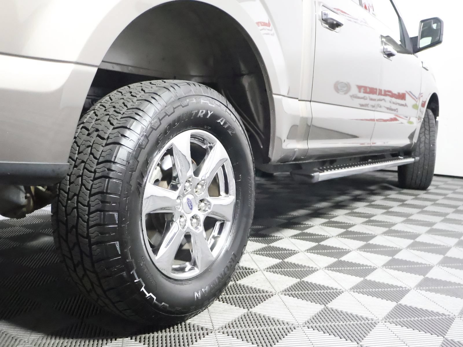 Used 2020 Ford F150 XLT w/ Equipment Group 302A Luxury AWD/4WD image 10