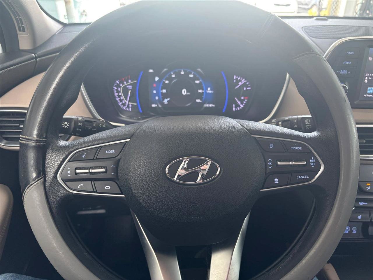 Used 2020 Hyundai Santa Fe SEL w/ Cargo Package FWD image 14