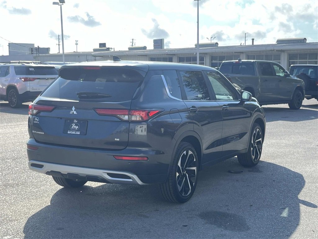 Used 2024 Mitsubishi Outlander FWD image 5
