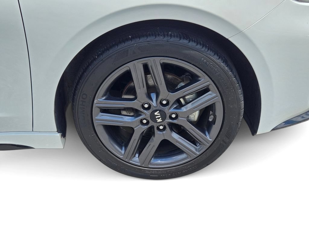 Certified 2021 Kia Forte GT-Line FWD image 6