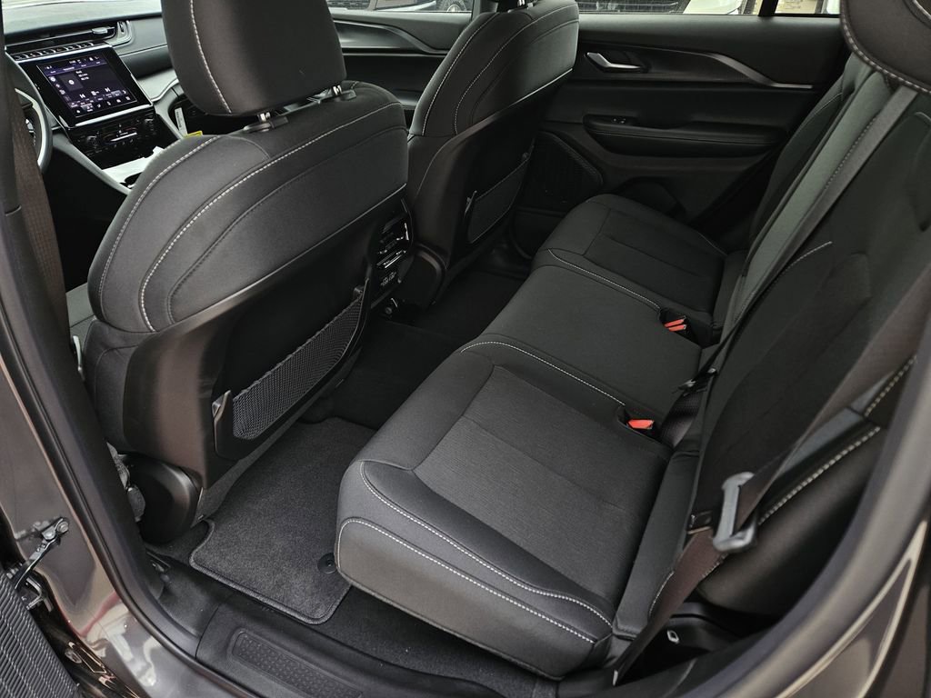 New 2026 Jeep Grand Cherokee Laredo X AWD/4WD image 14