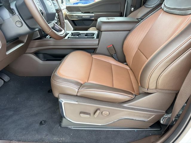 New 2026 Ford F250 King Ranch w/ FX4 Off-Road Package AWD/4WD image 21