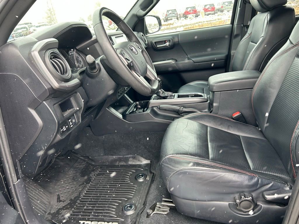 Used 2019 Toyota Tacoma TRD Pro AWD/4WD image 24