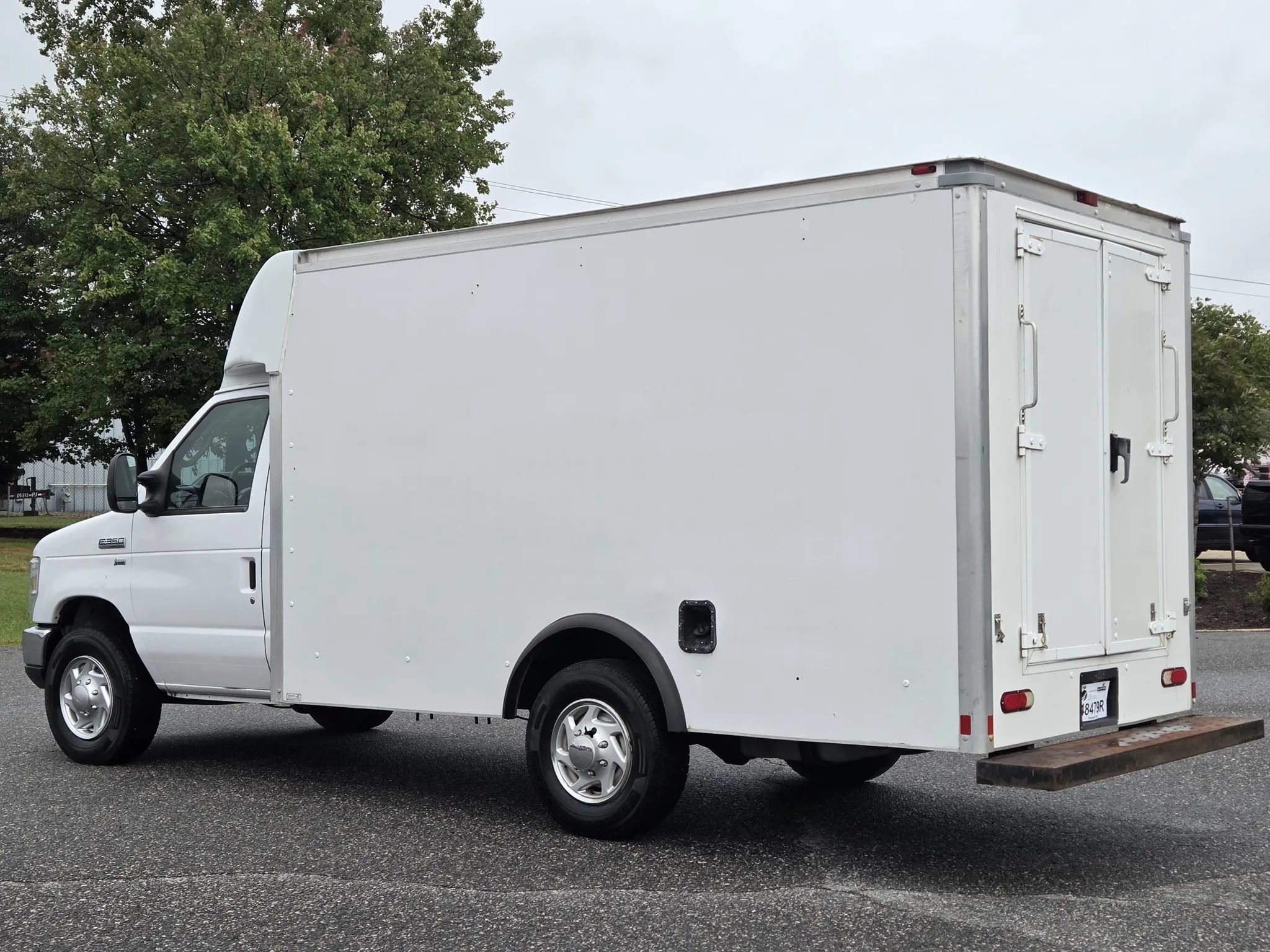 Used 2016 Ford E-350 and Econoline 350 Super Duty w/ Power Windows & Locks Group RWD image 5