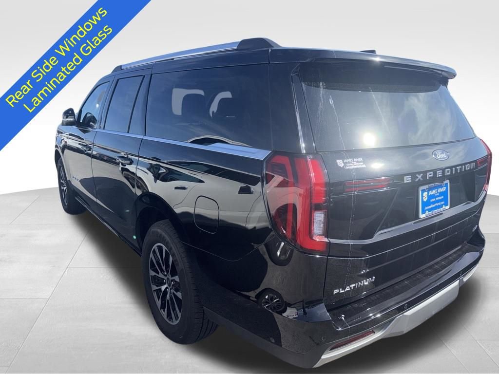 Used 2025 Ford Expedition Platinum w/ Stealth Appearance Package AWD/4WD image 29