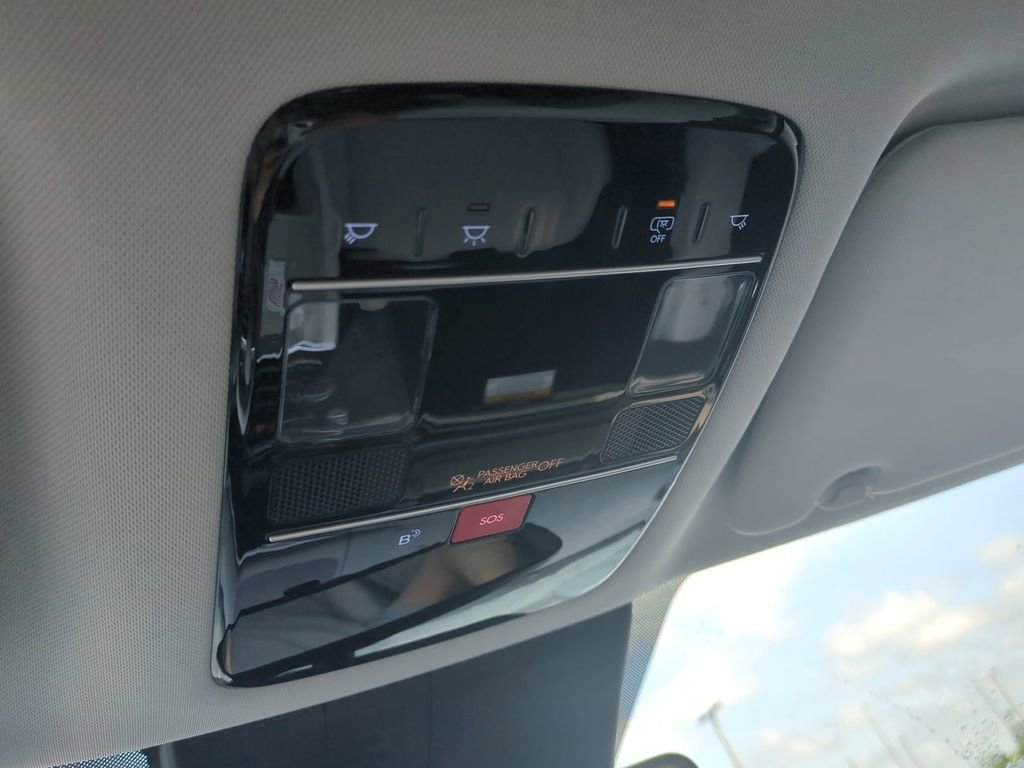 New 2026 Hyundai Santa Fe SE image 25