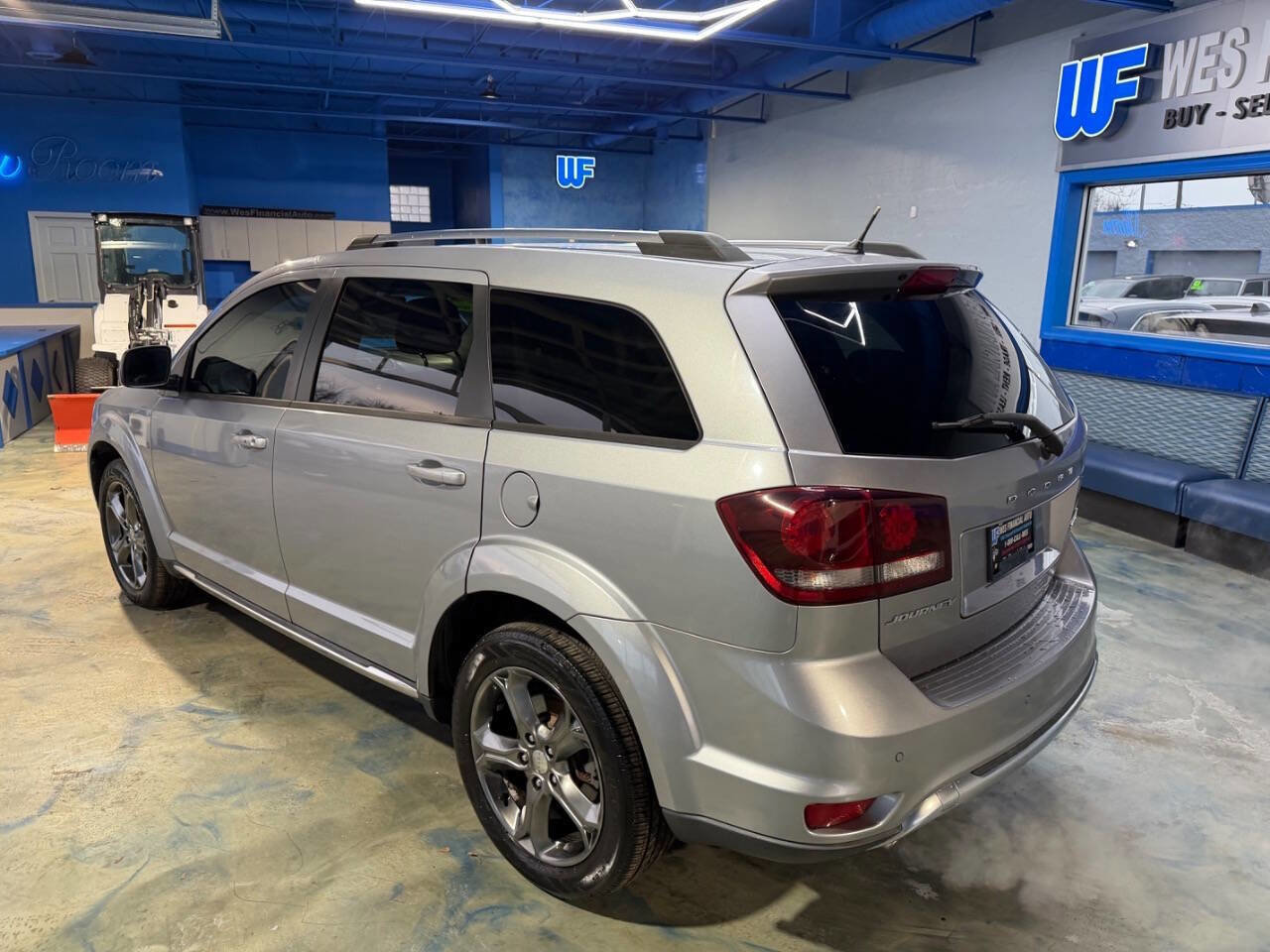 Used 2015 Dodge Journey Crossroad w/ Flexible Seating Group FWD image 12