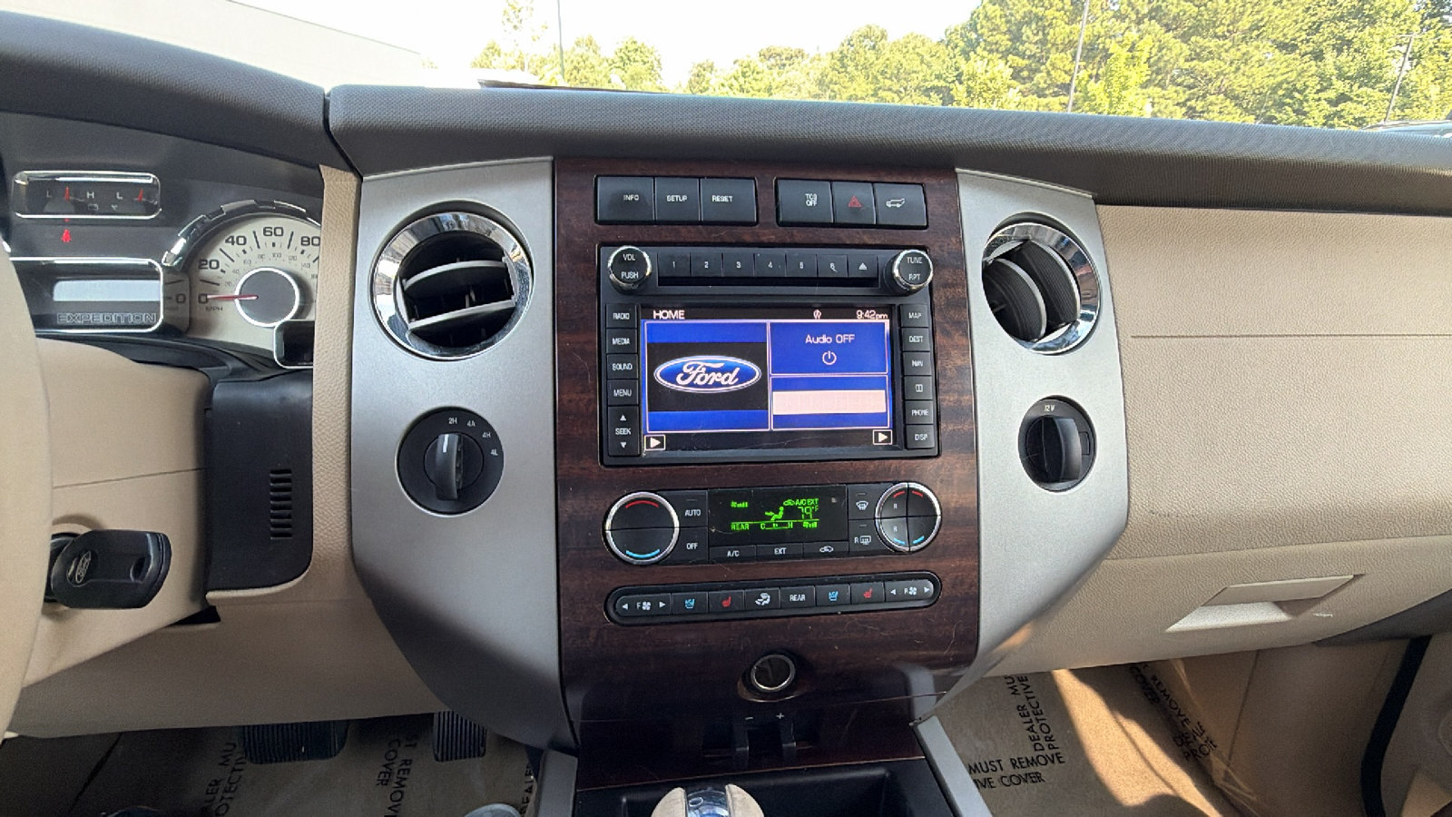Used 2014 Ford Expedition EL XLT w/ Equipment Group 202A AWD/4WD image 35