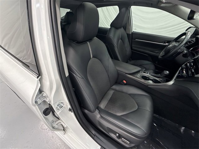 Used 2022 Toyota Camry XSE image 26