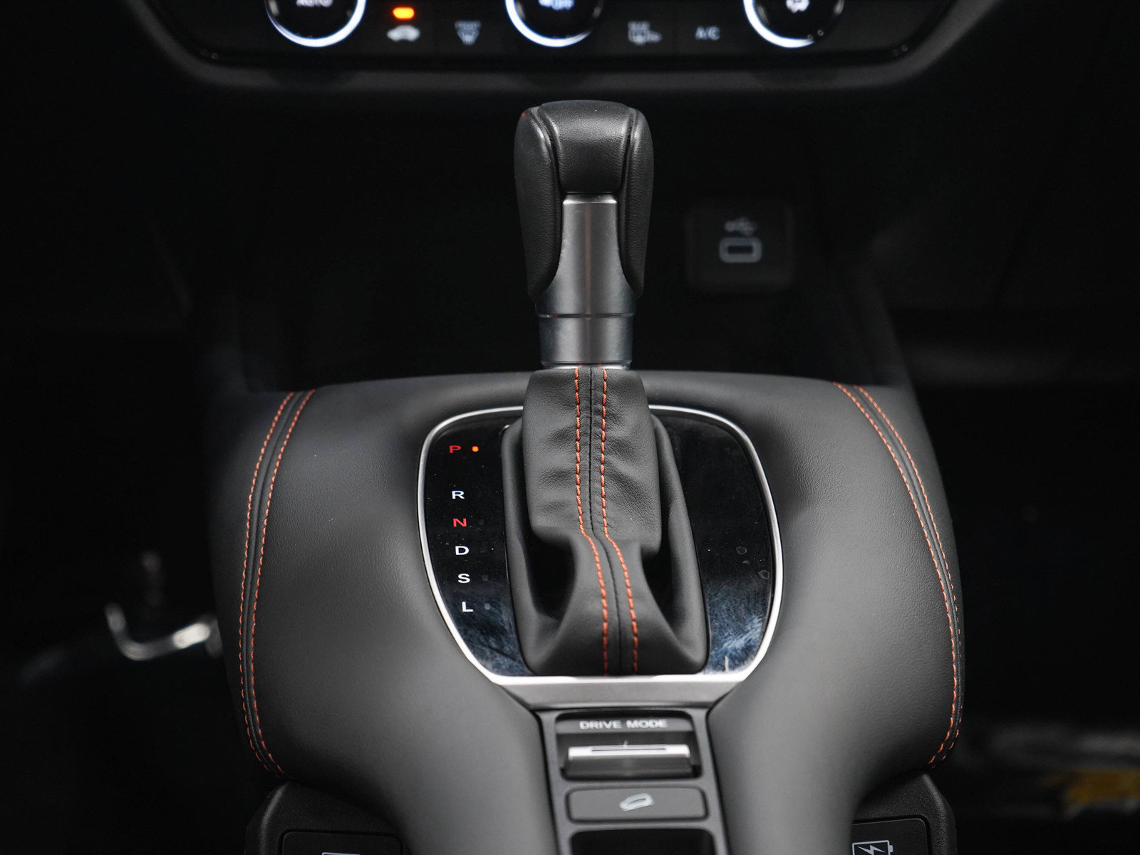 Used 2025 Honda HR-V Sport image 17