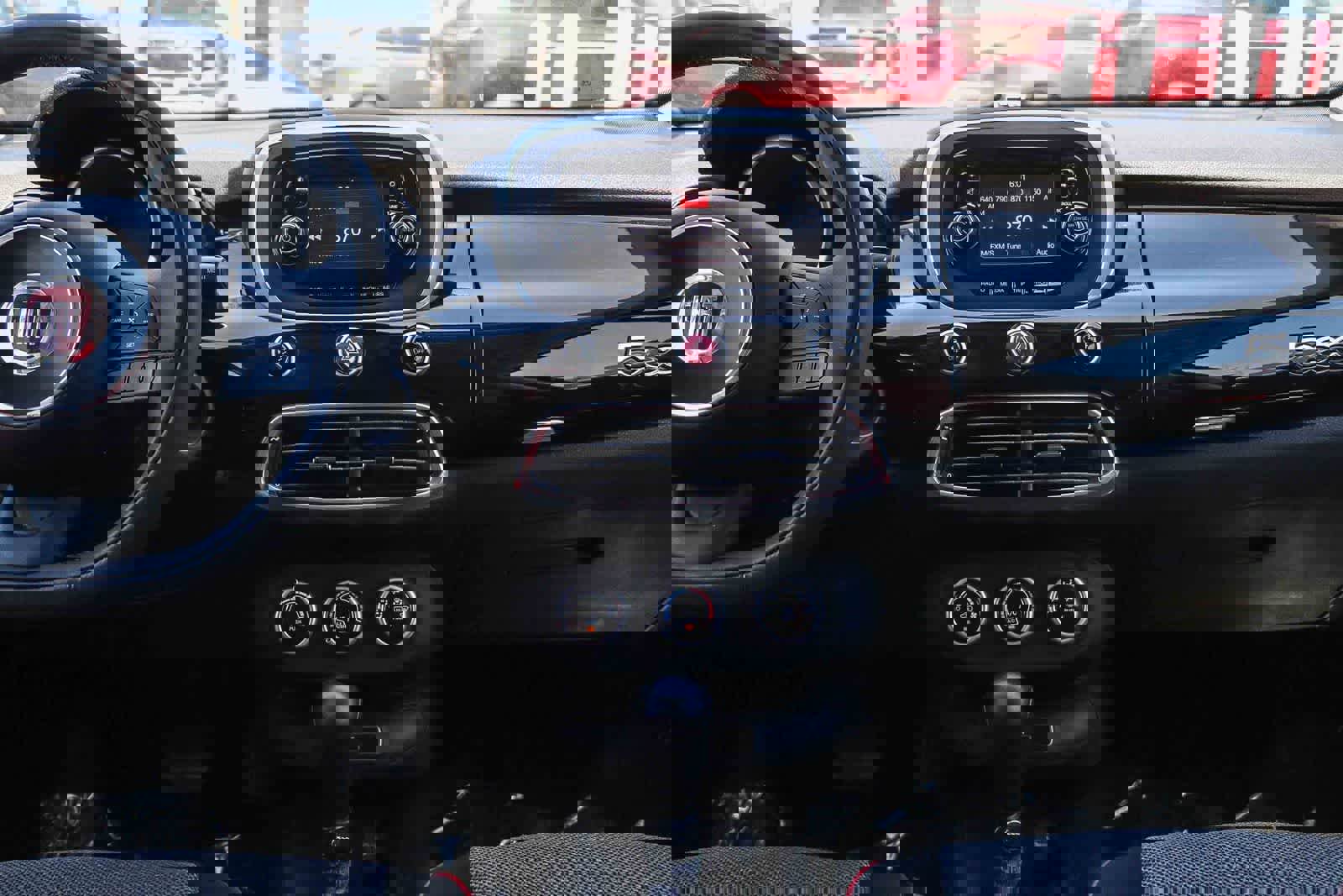 Used 2016 FIAT 500X Easy image 12