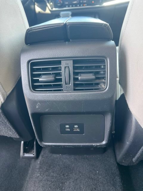 Used 2023 Nissan Rogue SV FWD image 28